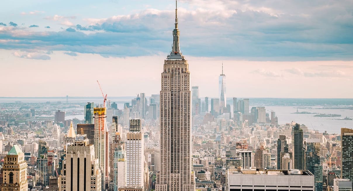 Which state plays host to the iconic Empire State Building?